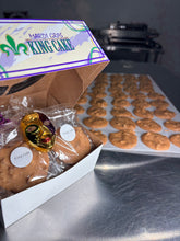 Load image into Gallery viewer, One dozen of King Cake flavored Pralines
