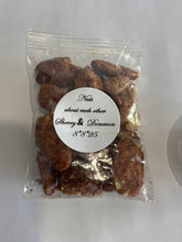 Load image into Gallery viewer, Package #5 Praline Pecans Favors
